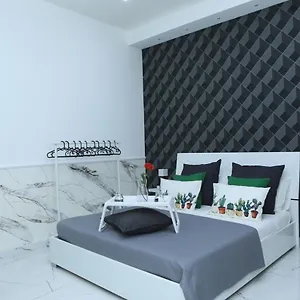 Santi House Katania